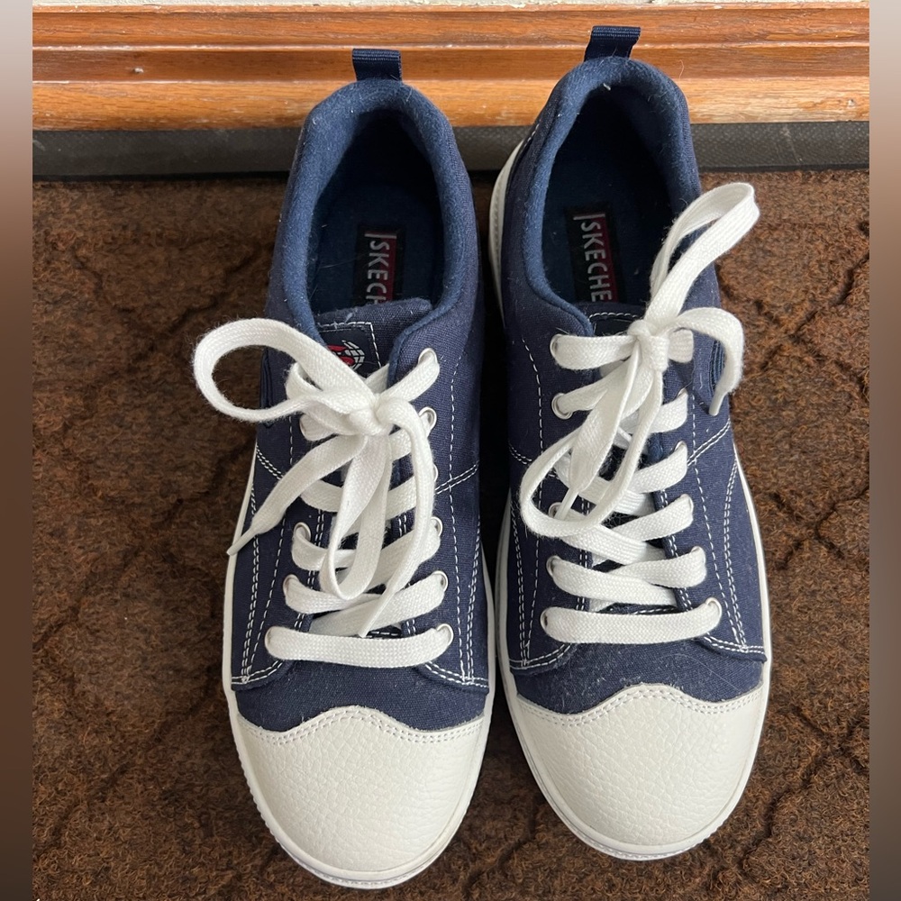 Skechers Roadies- True Roots-  Blue and White Casual Sneakers - Picture 3 of 9